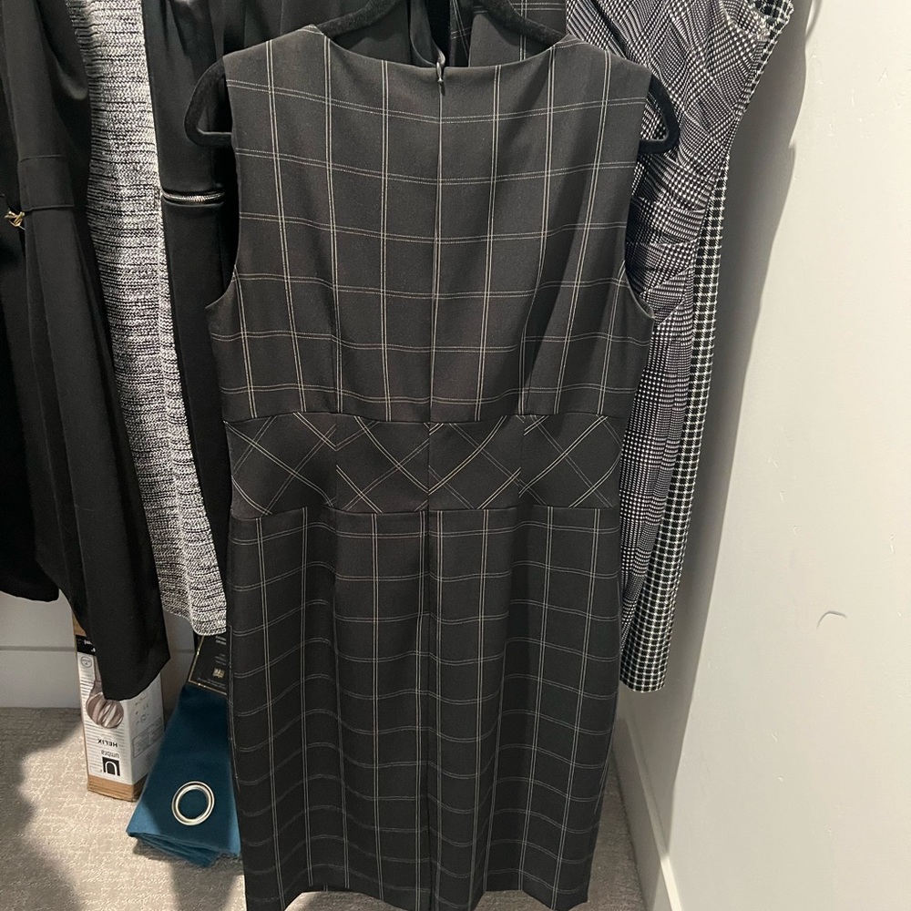 Kasper Black Dress with Light Gray Windowpane Check - Picture 3 of 3